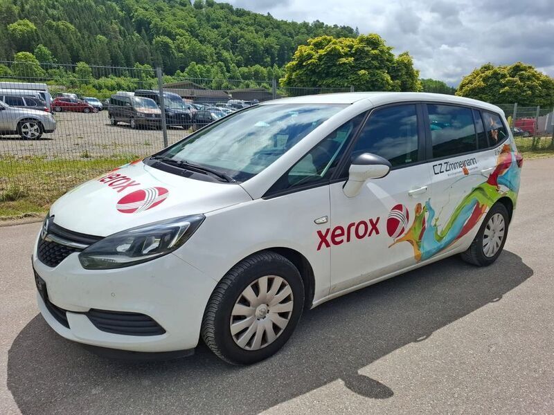 Weiß Gebraucht 2018 Opel Zafira Edition Van / Kleinbus | 6.450 € (Superpreis) - Bild 1/4