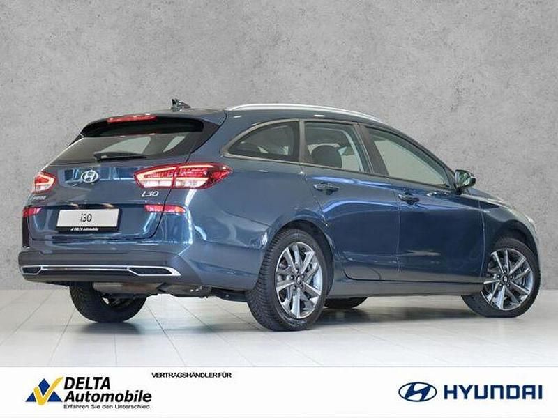 Gebraucht Hyundai i30 Trend 160 PS (117 kW) 2024 Blau Kombi