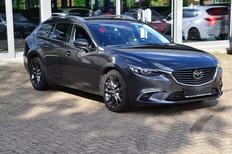 Grau Gebraucht 2017 Mazda 6 Nakama Intense Kombi | 13.650 € (Etwas zu teuer) - Bild 1/4