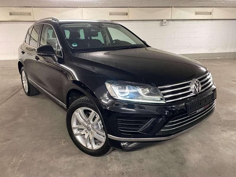 Deep black perleffekt Gebraucht 2015 VW Touareg Terrain Tech SUV | 16.500 € (Guter Preis) - Bild 1/4