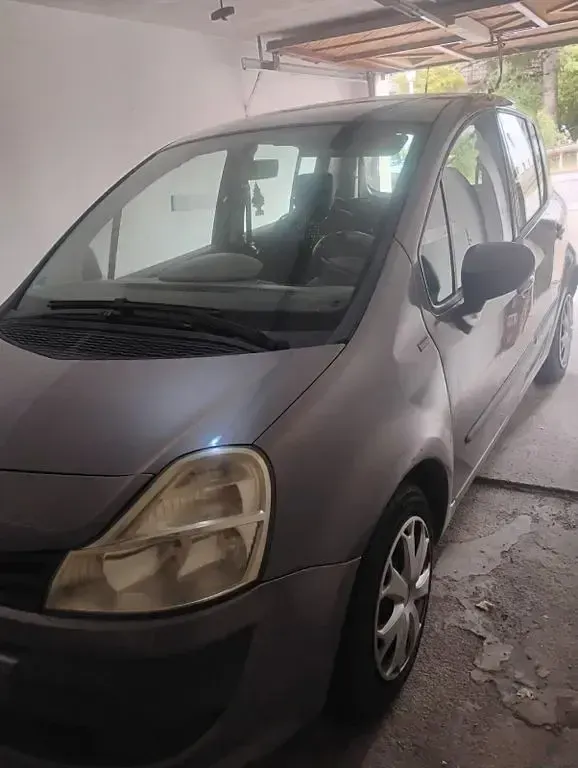 Gebraucht Renault Modus Dynamique 75 PS (55 kW) 2012 Silber Van / Kleinbus