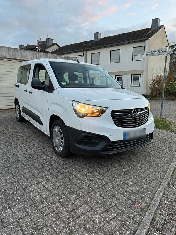 Gebraucht Opel Combo Life 110 PS (80 kW) 2019 Weiß Kombi
