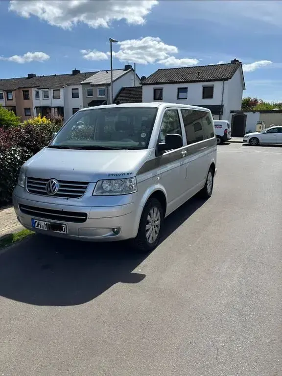 Gebraucht VW Multivan 178 PS (130 kW) 2009 Silber Van / Kleinbus
