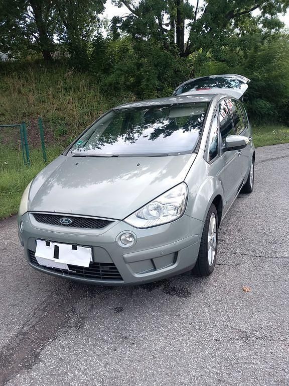 Silber Gebraucht 2009 Ford S-MAX Trend Van / Kleinbus | 2.900 € (Fairer Preis) - Bild 1/4