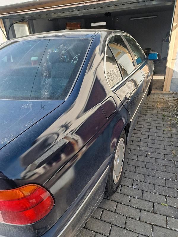 Gebraucht BMW 525 193 PS (141 kW) 2000 Blau Limousine