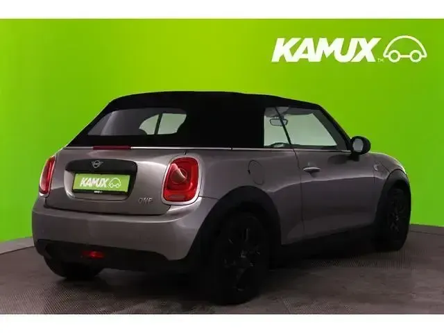 Gebraucht Mini One Cabriolet 102 PS (75 kW) 2019 Silber Cabrio