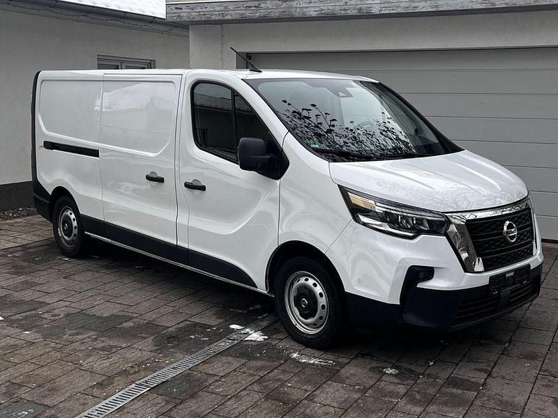 Gebraucht Nissan Primastar 150 PS (110 kW) 2023 Weiß Van / Kleinbus