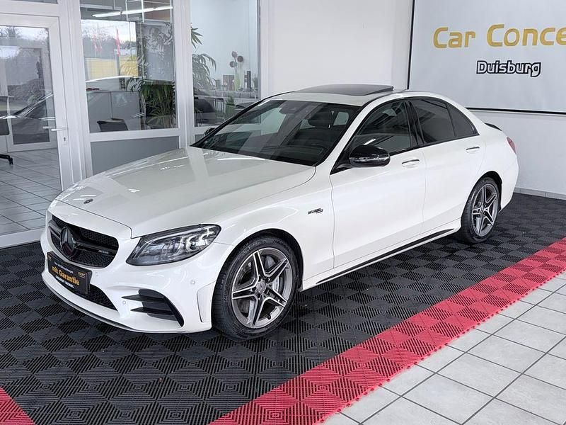 Weiß Gebraucht 2018 Mercedes C43 AMG AMG Limousine | 32.990 € (Fairer Preis) - Bild 1/4