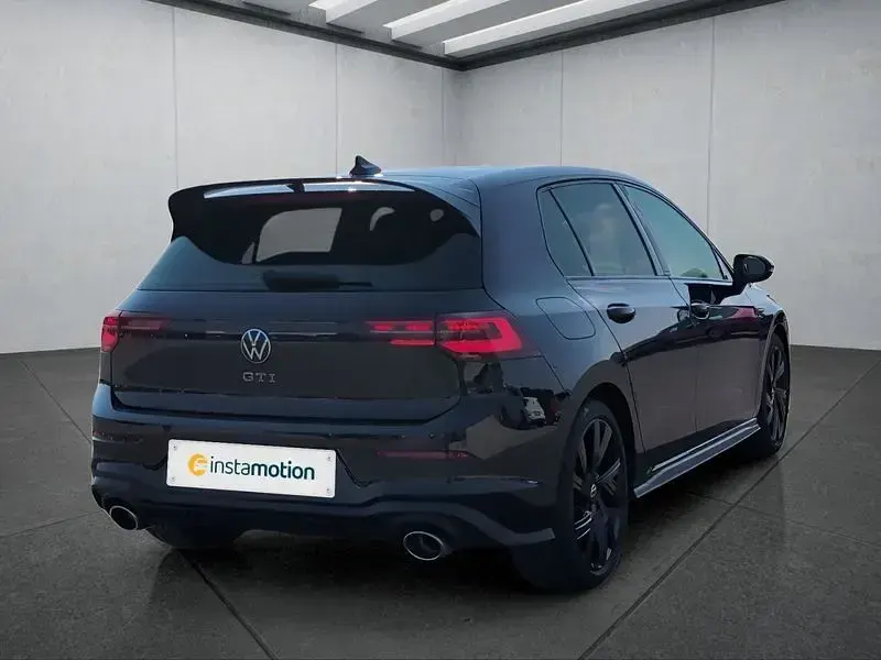 Usata VW Golf VIII GTI 300 CV (220 kW) 2022 Nero Utilitaria