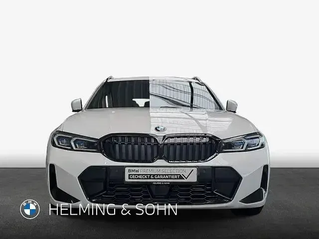 Gebraucht BMW 320 M Sport 190 PS (139 kW) 2025 Weiß Kombi