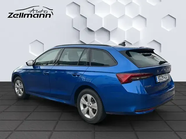 Gebraucht Skoda Octavia Selection 116 PS (85 kW) 2025 Blau Kombi