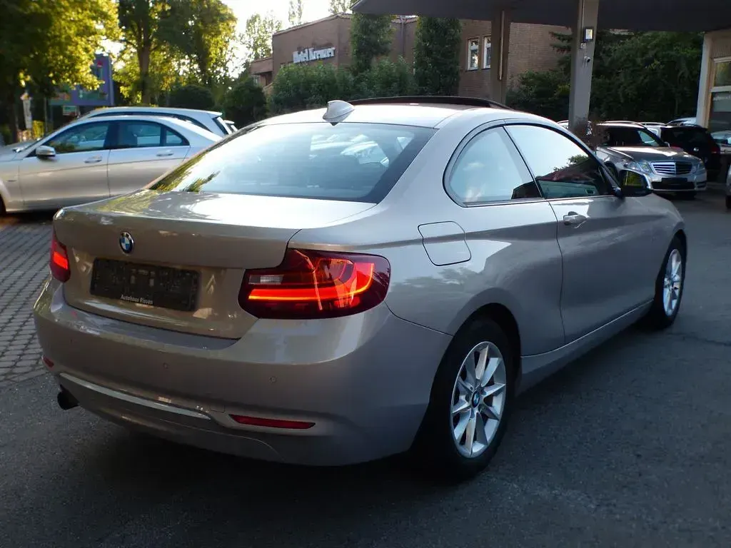 Gebraucht BMW 220 Performance 184 PS (135 kW) 2014 Silber Coupé