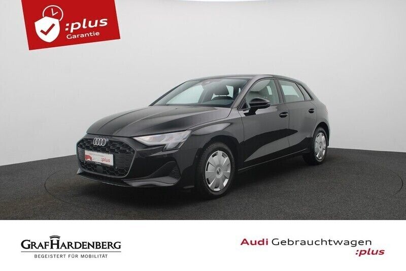 Brillantschwarz Gebraucht 2024 Audi A3 Sportback Limousine | 29.380 € (Fairer Preis) - Bild 1/4