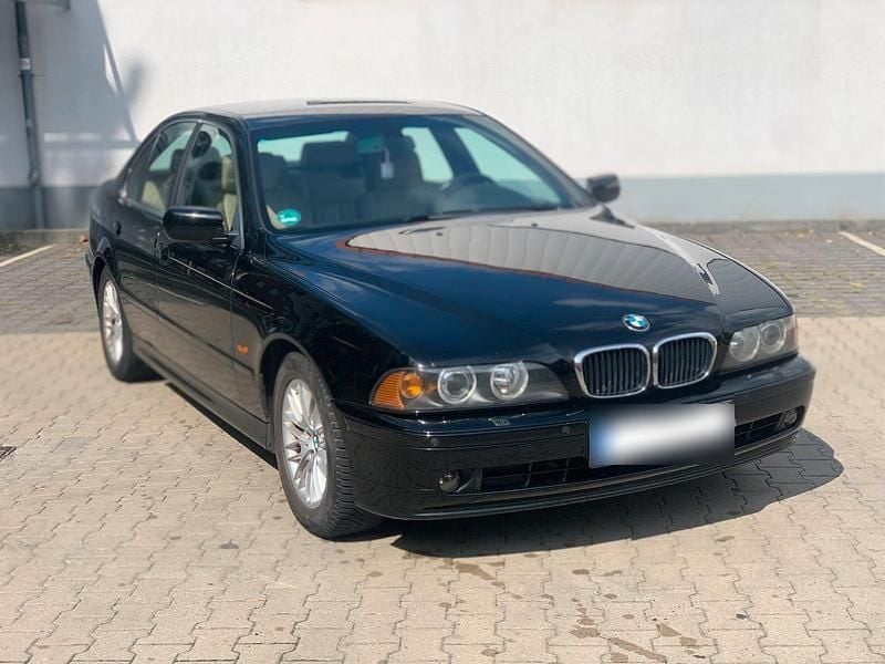 Second-hand BMW 525 193 CP (141 kW) 2000 Negru Berlinǎ