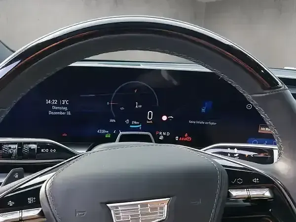 Gebraucht Cadillac LYRIQ 305 kW (416 PS) 2025 Stellar black metallic SUV