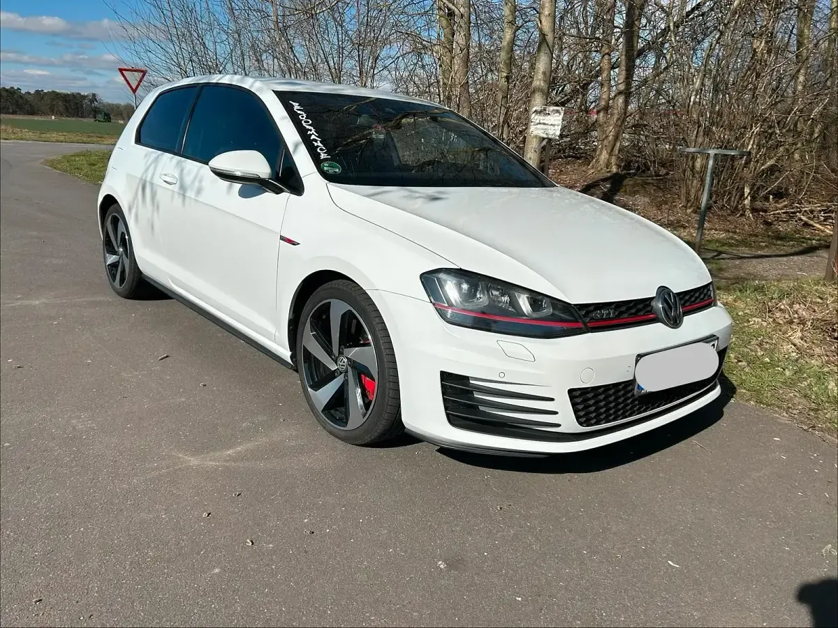 Gebraucht VW Golf VII GTI 230 PS (169 kW) 2013 Weiß Limousine