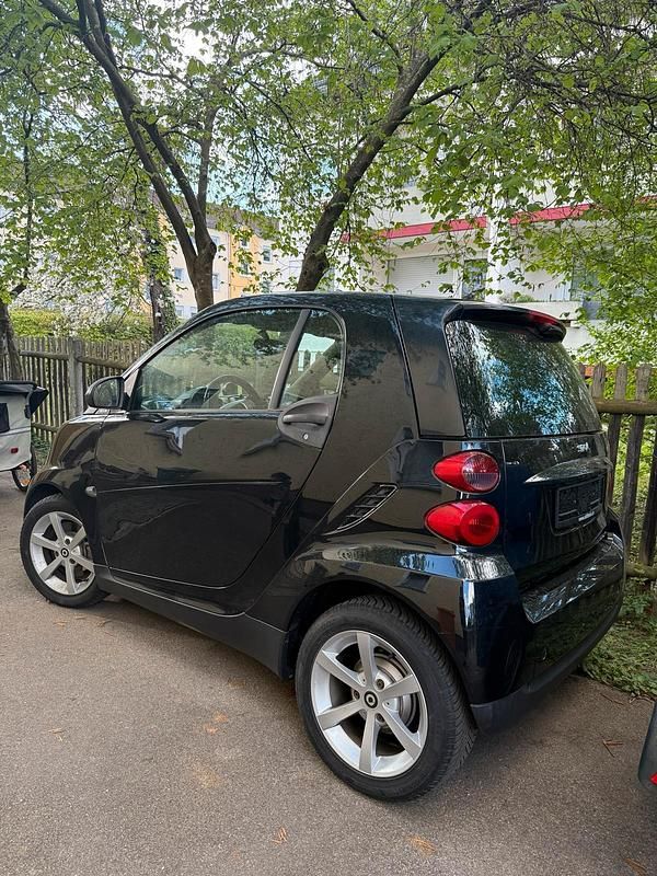 Schwarz Gebraucht 2009 Smart ForTwo Coupé Pulse Coupé | 4.299 € (Teuer) - Bild 1/4