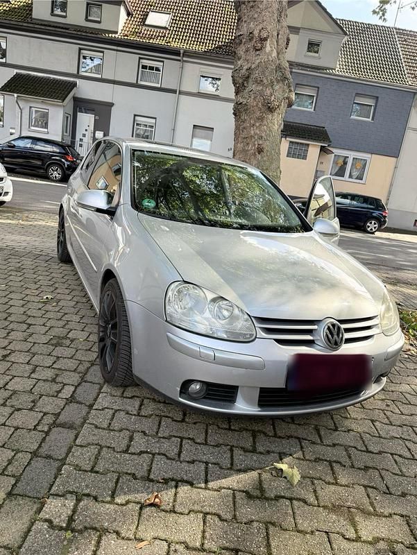 Gebraucht VW Golf V 116 PS (85 kW) 2005 Silber Kleinwagen