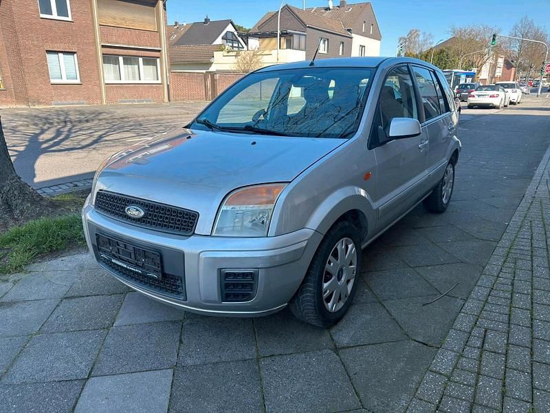 Gebraucht Ford Fusion 80 PS (58 kW) 2009 Grau Kleinwagen