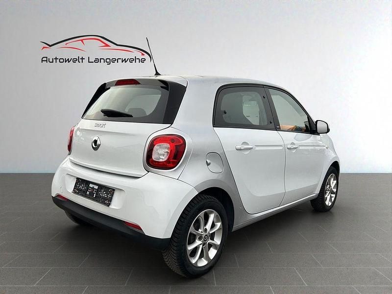Gebraucht Smart ForFour 71 PS (52 kW) 2014 Silber Kleinwagen