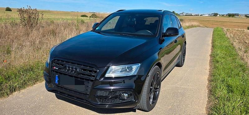 Schwarz Gebraucht 2017 Audi SQ5 Ambiente SUV | 22.800 € (Fairer Preis) - Bild 1/4