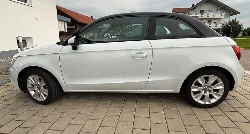 Gebraucht Audi A1 Attraction 140 PS (102 kW) 2014 Weiß Kleinwagen