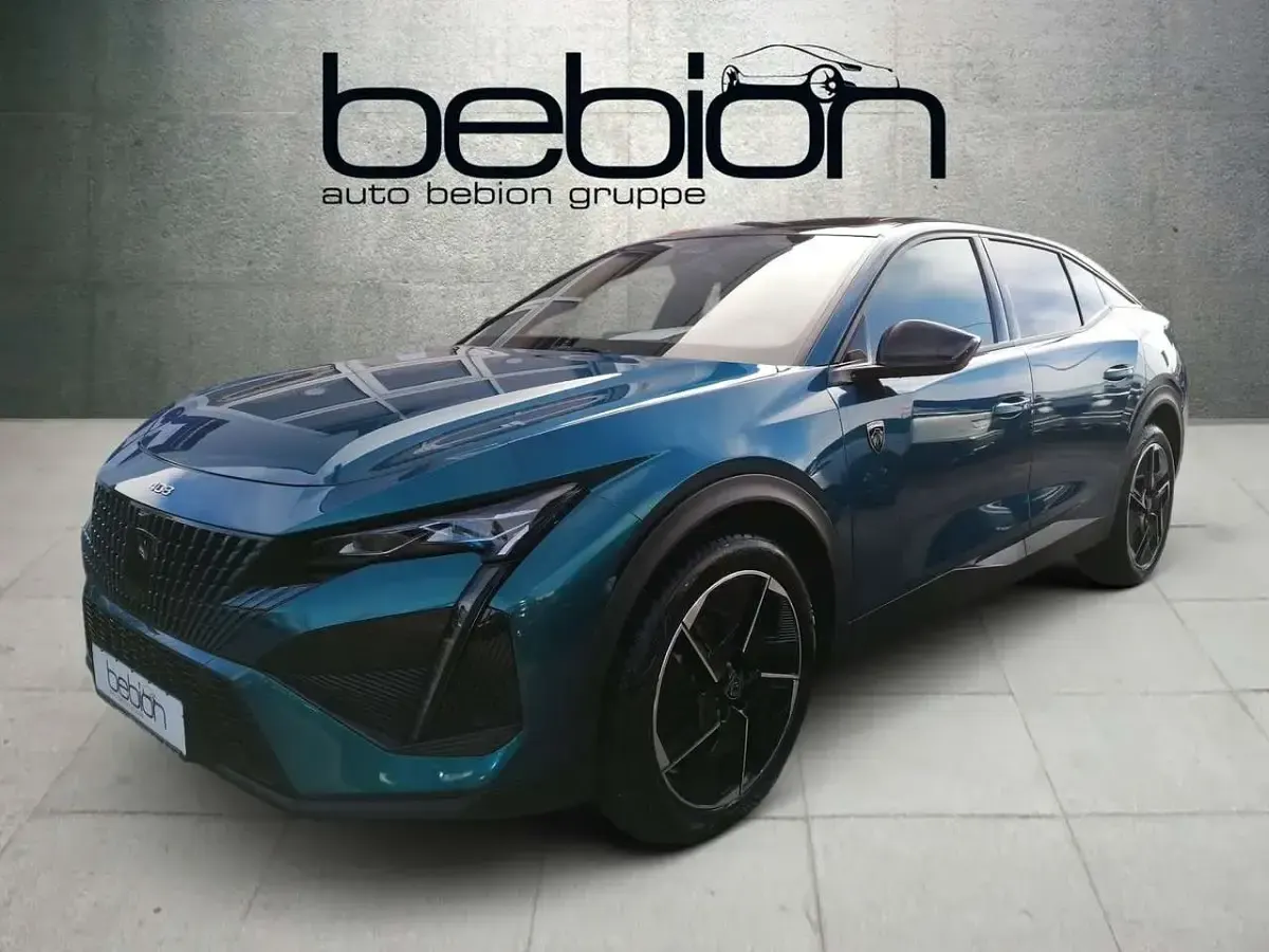 Gebraucht Peugeot 408 GT 131 PS (96 kW) 2023 Blau SUV