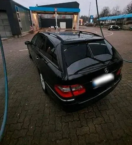 Gebraucht Mercedes E280 231 PS (169 kW) 2007 Schwarz Kombi