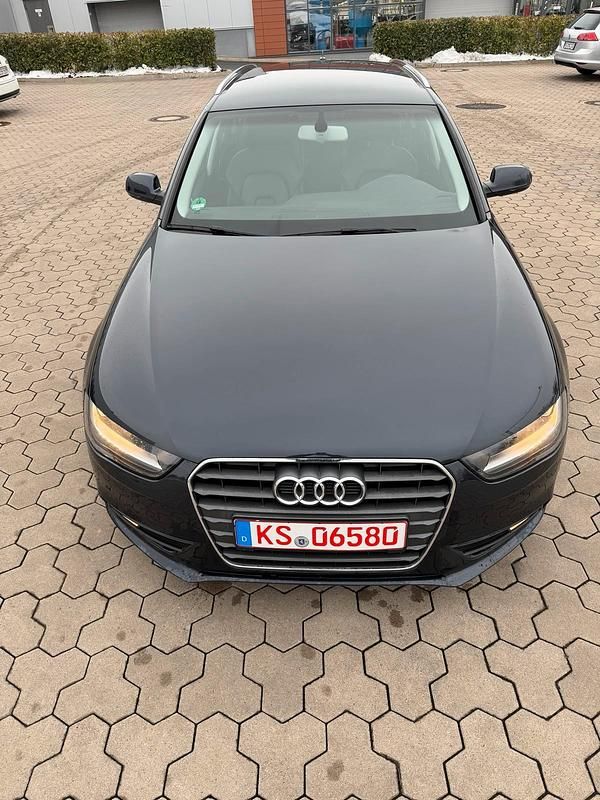 Gebraucht Audi A4 Ambition 170 PS (125 kW) 2012 Blau Kombi