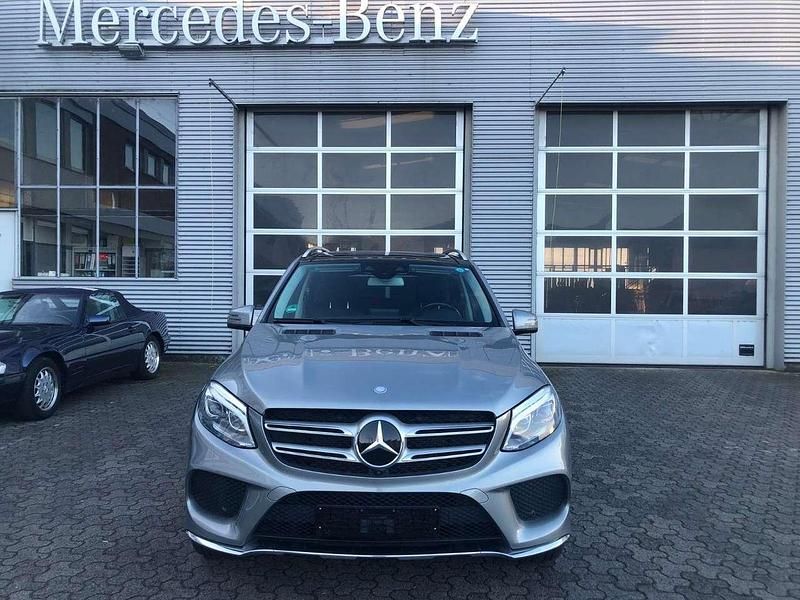 Gebraucht Mercedes GLE500 455 PS (334 kW) 2016 Silber SUV