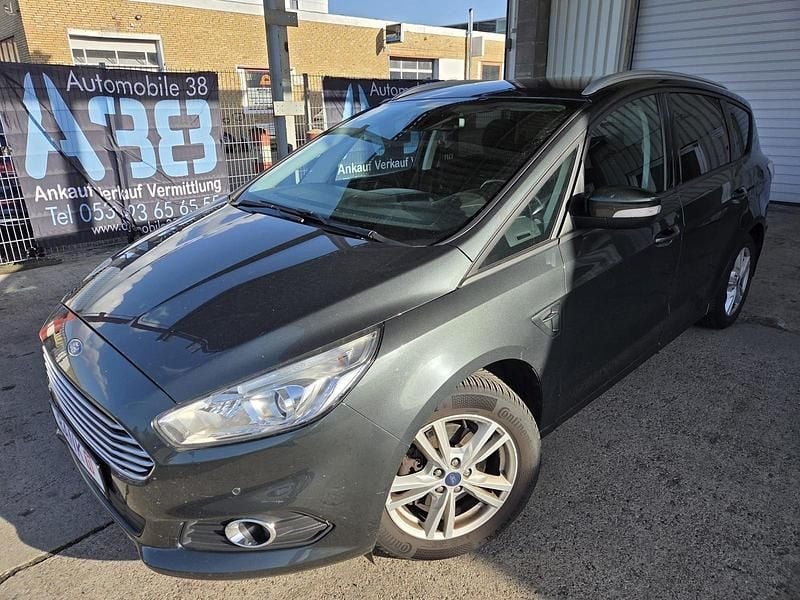 Gebraucht Ford S-MAX S 150 PS (110 kW) 2017 Grün Van / Kleinbus