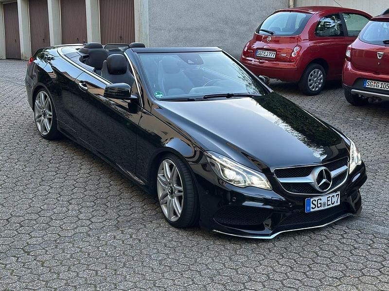 Gebraucht Mercedes E250 AMG line 211 PS (155 kW) 2013 Schwarz Cabrio