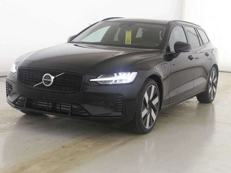 Onyx black metallic Gebraucht 2024 Volvo V60 Ultra Kombi | 47.900 € (Guter Preis) - Bild 1/2