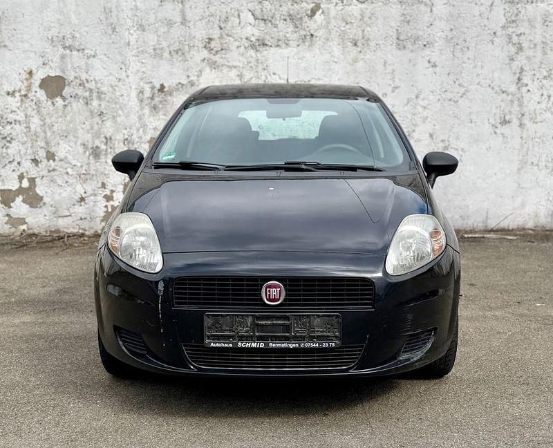 Gebraucht Fiat Punto 69 PS (50 kW) 2013 Schwarz Kleinwagen
