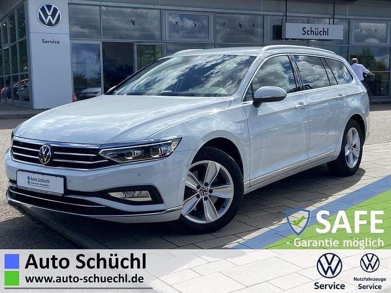 Weiß Gebraucht 2023 VW Passat Active Kombi | 29.370 € (Fairer Preis) - Bild 1/4