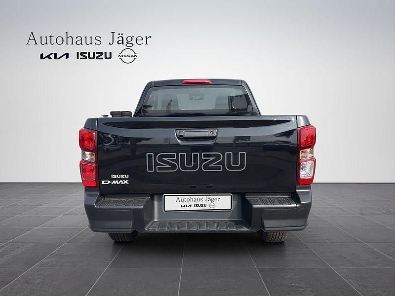 Neu Isuzu D-Max 163 PS (119 kW) 2025 Schwarz Abholung