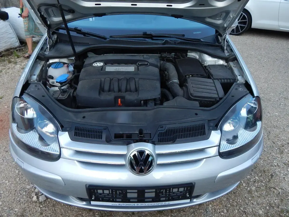 Gebraucht VW Golf VI Edition 102 PS (75 kW) 2008 Silber Kleinwagen