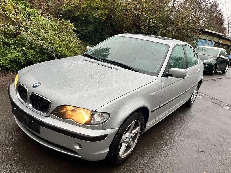 Silber Gebraucht 2001 BMW 325 Limousine | 6.499 € (Fairer Preis) - Bild 1/4