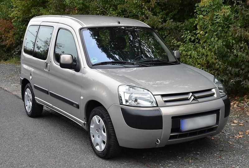 Beige Gebraucht 2004 Citroën Berlingo Van / Kleinbus | 1.599 € (Superpreis) - Bild 1/4