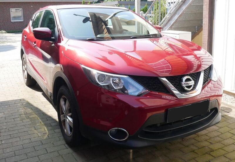 Rot Gebraucht 2014 Nissan Qashqai Acenta SUV | 10.000 € (Fairer Preis) - Bild 1/4