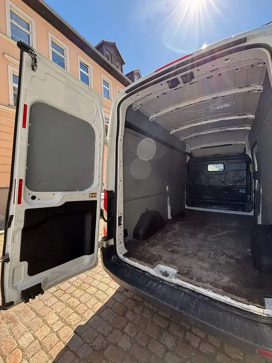 Gebraucht Ford Transit 125 PS (91 kW) 2015 Weiß Van / Kleinbus