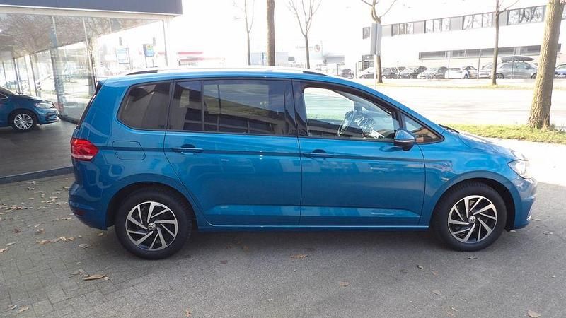 Gebraucht VW Touran Join 150 PS (110 kW) 2018 Blau Van / Kleinbus