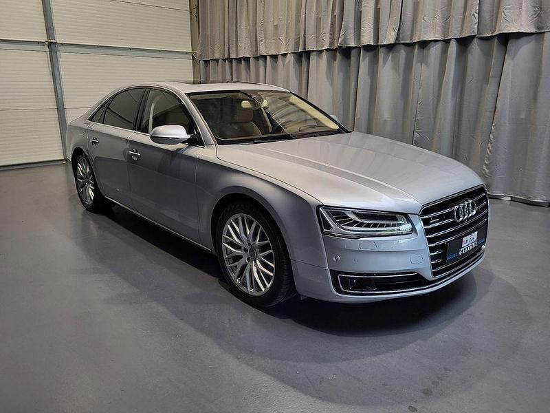Gebraucht Audi A8 385 PS (283 kW) 2014 Florettsilber Limousine