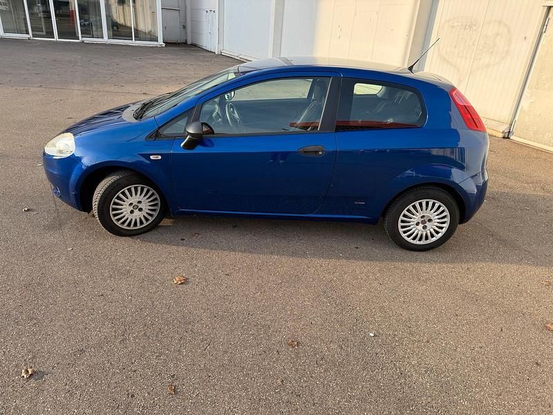 Gebraucht Fiat Punto 77 PS (56 kW) 2008 Blau Kleinwagen