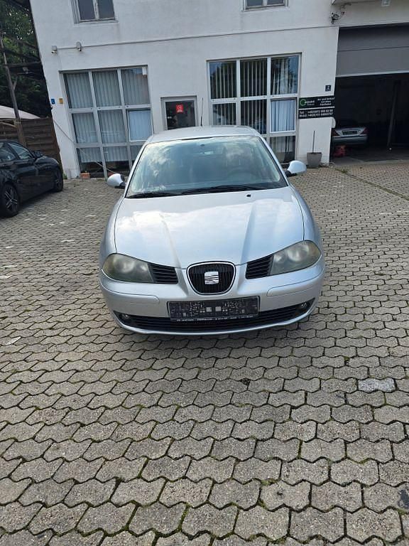 Silber Gebraucht 2006 Seat Ibiza Comfort Limousine | 1.199 € (Guter Preis) - Bild 1/4