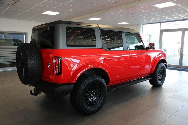 Gebraucht Ford Bronco Outer Banks 334 PS (245 kW) 2023 Rot SUV