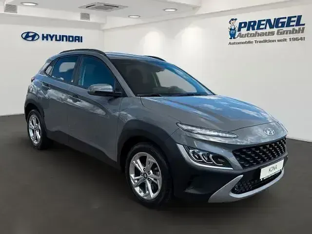 Gebraucht Hyundai Kona Edition 30+ 120 PS (88 kW) 2022 Grau SUV