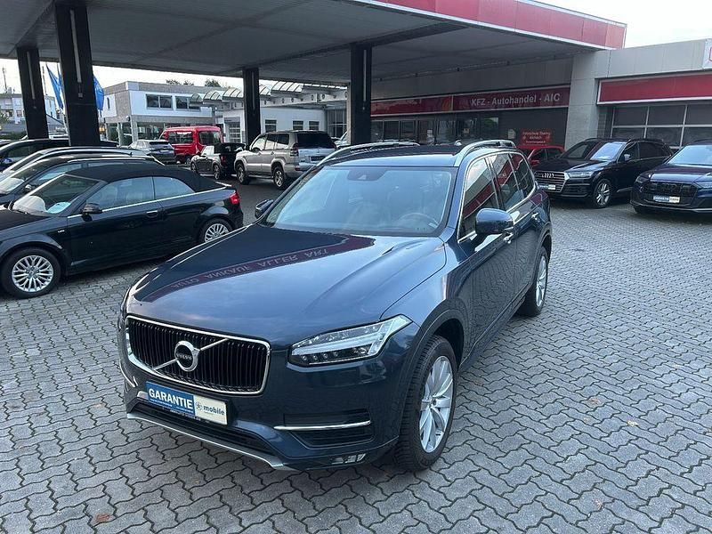 Blau Gebraucht 2019 Volvo XC90 Momentum SUV | 31.700 € (Superpreis) - Bild 1/4