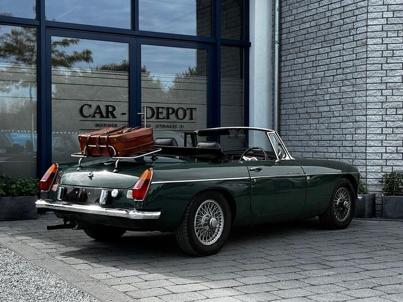 Second-hand MG B 97 CP (71 kW) 1978 Verde Cabrio