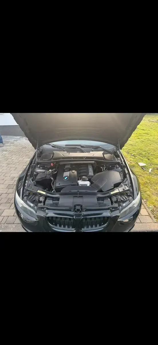 Gebraucht BMW 325 218 PS (160 kW) 2008 Schwarz Coupé